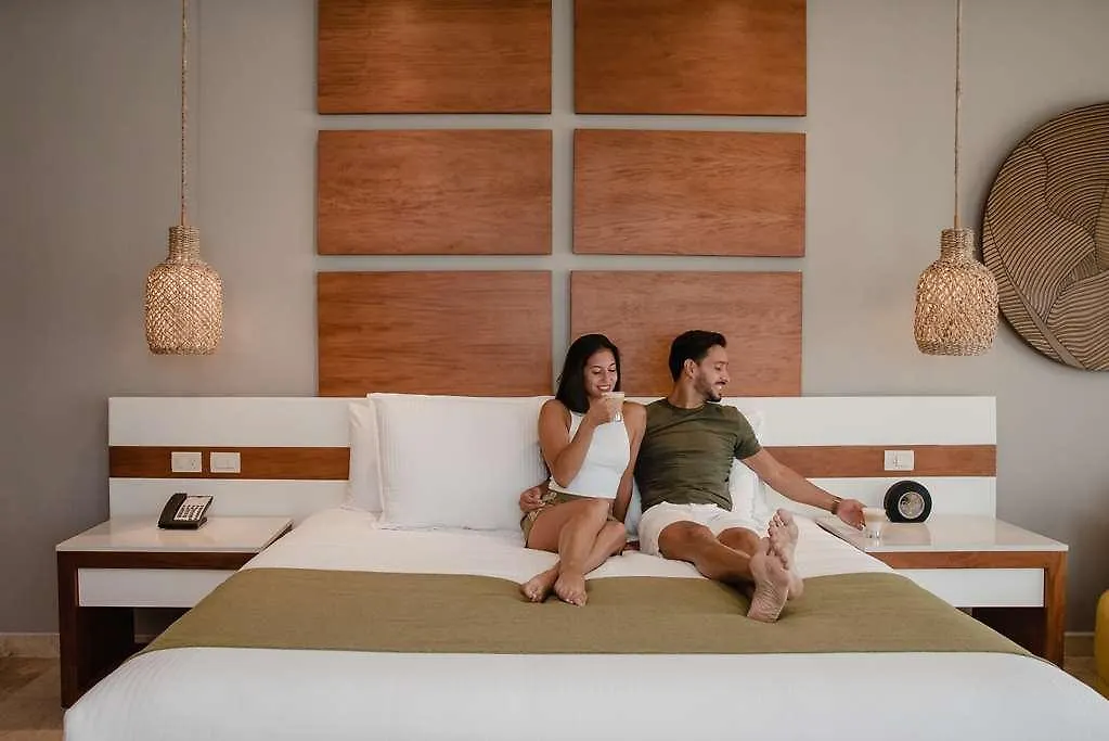 The Reef 28 Hotel Playa del Carmen 0*,