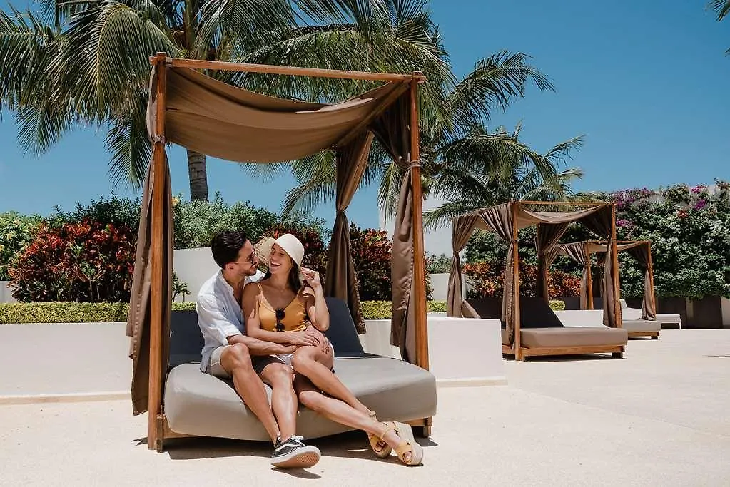 The Reef 28 Hotel Playa del Carmen