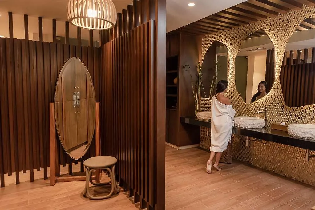 The Reef 28 Hotel Playa del Carmen
